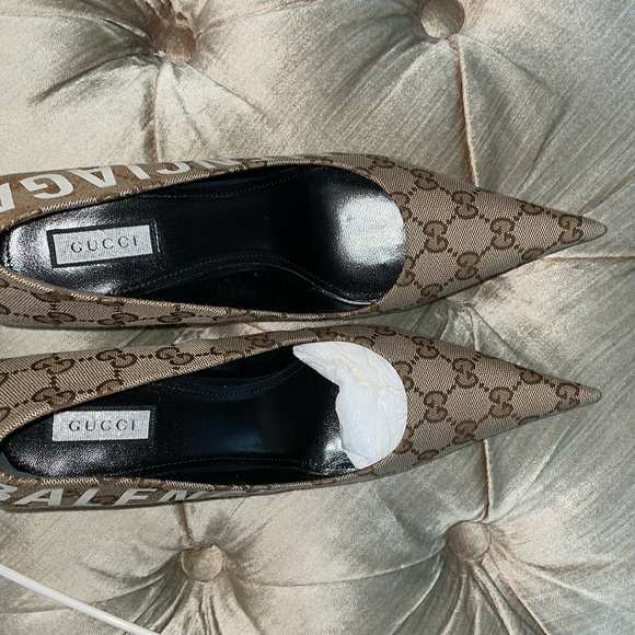 New authentic Gucci/BALENCIAGA pointed pumps (Limited edition) - Picture 8 of 16